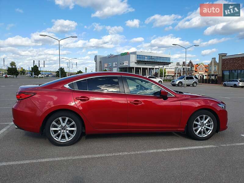 Седан Mazda 6 2016 в Киеве