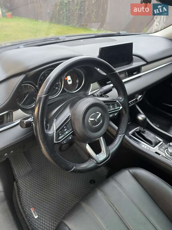 Седан Mazda 6 2018 в Киеве