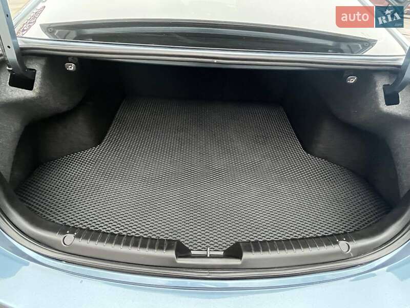 Седан Mazda 6 2013 в Запорожье