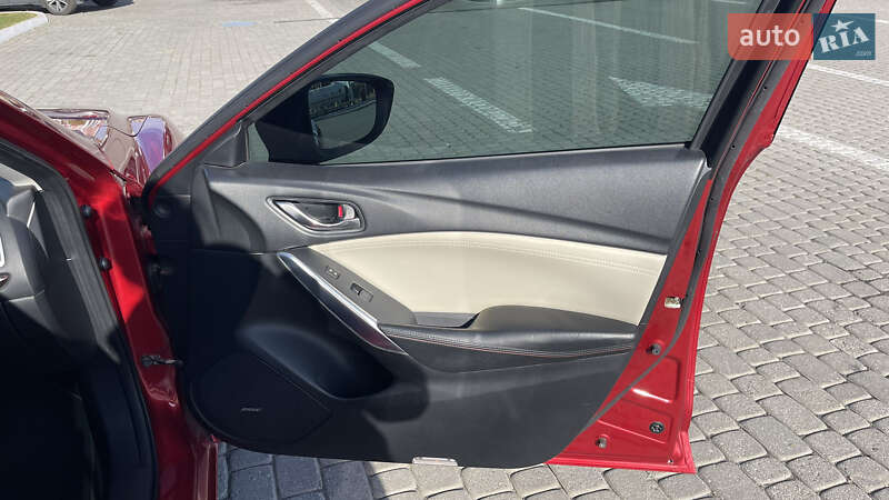 Седан Mazda 6 2014 в Львове