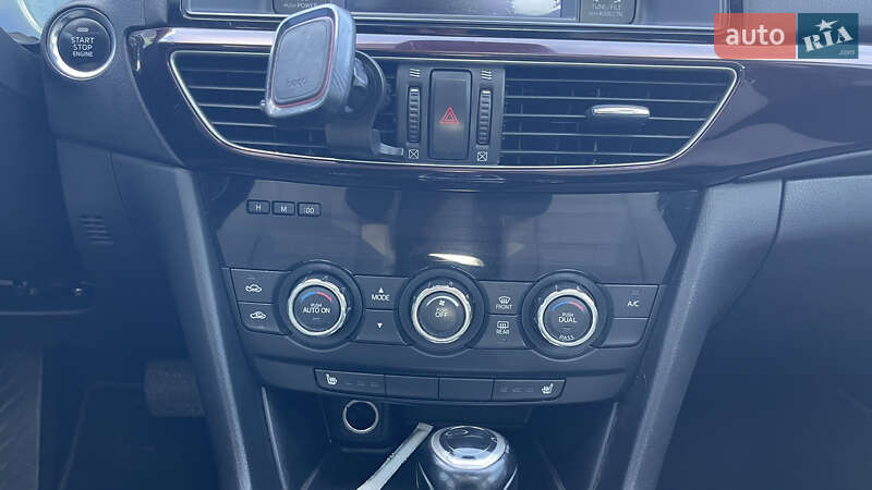 Седан Mazda 6 2014 в Львове
