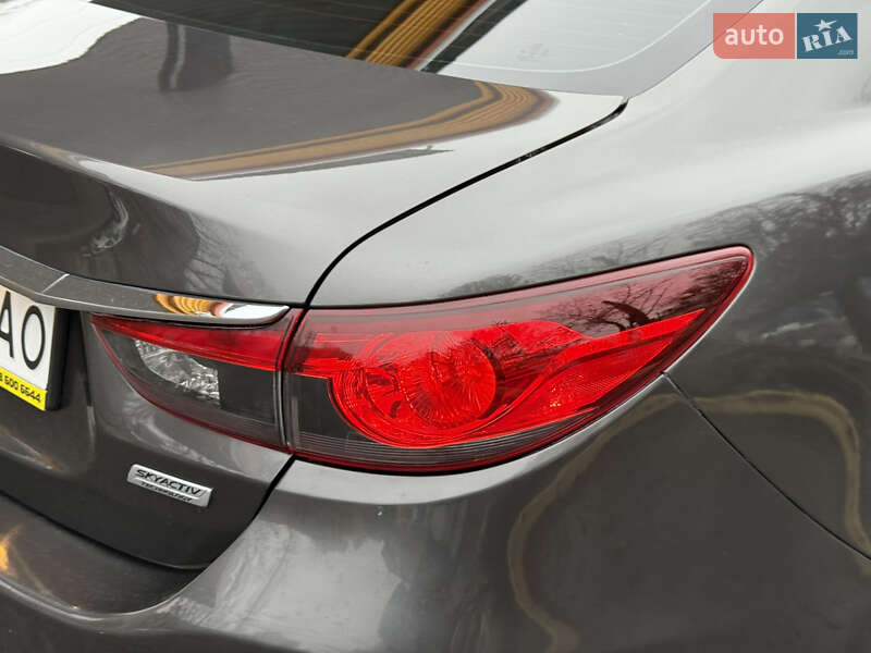 Седан Mazda 6 2016 в Дніпрі