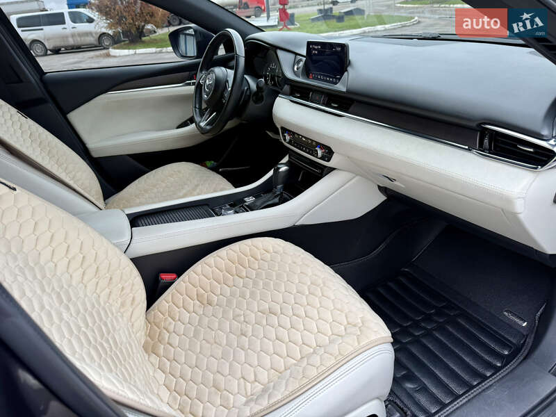 Седан Mazda 6 2018 в Полтаве