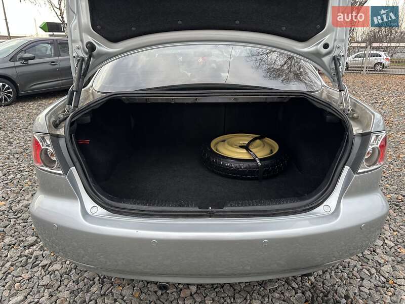 Седан Mazda 6 2005 в Смеле