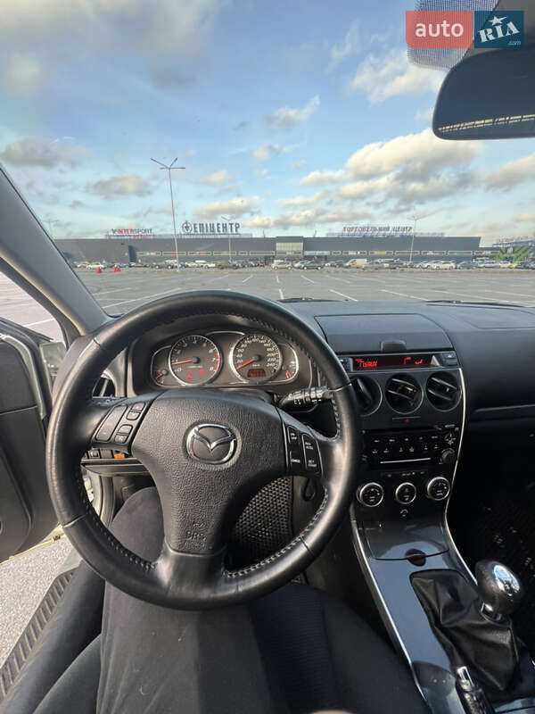 Лифтбек Mazda 6 2005 в Днепре