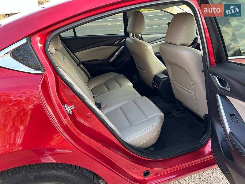 Седан Mazda 6 2013 в Дніпрі