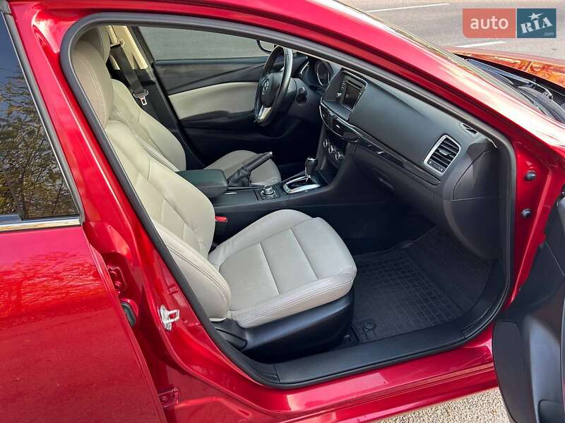 Седан Mazda 6 2013 в Дніпрі