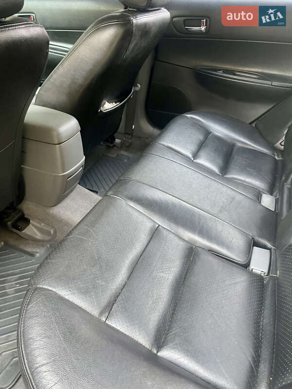 Седан Mazda 6 2003 в Днепре