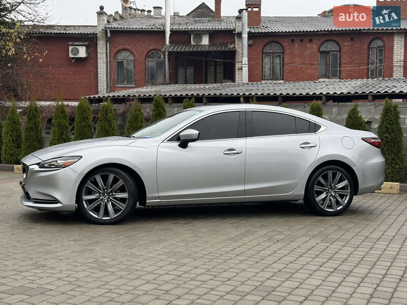 Седан Mazda 6 2018 в Львові