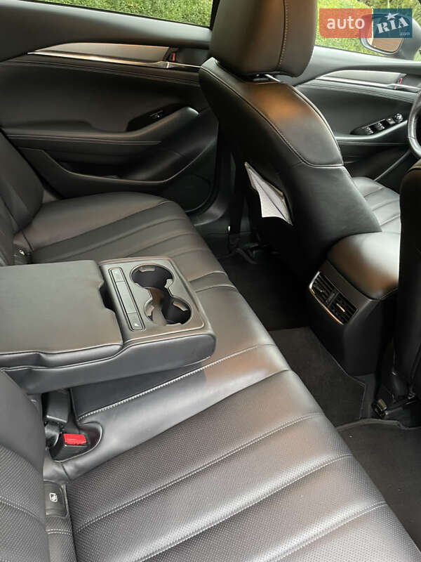 Седан Mazda 6 2018 в Киеве
