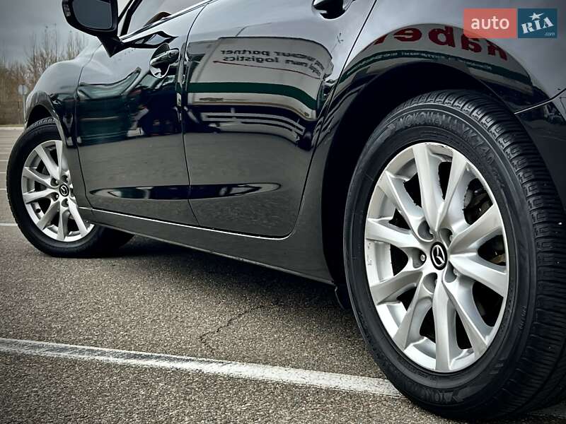 Седан Mazda 6 2015 в Киеве