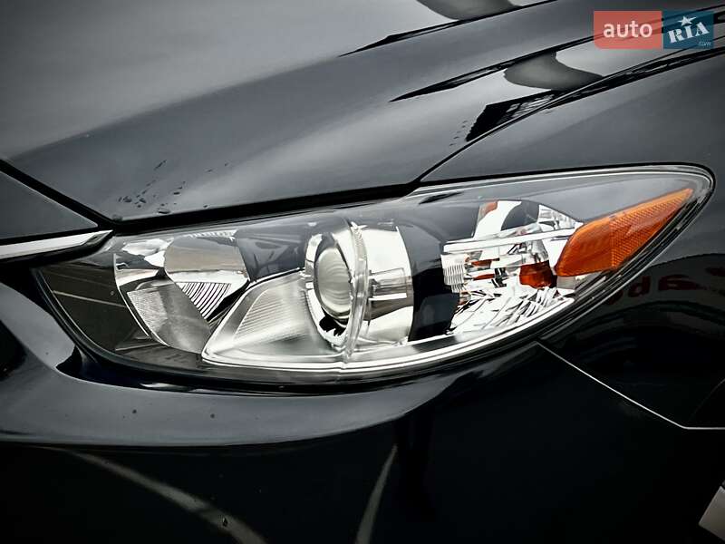 Седан Mazda 6 2015 в Киеве
