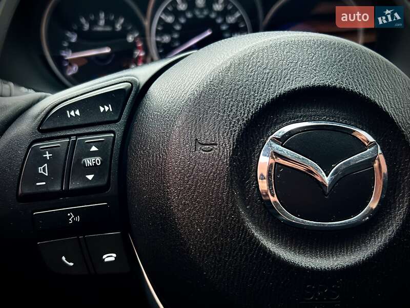 Седан Mazda 6 2015 в Киеве