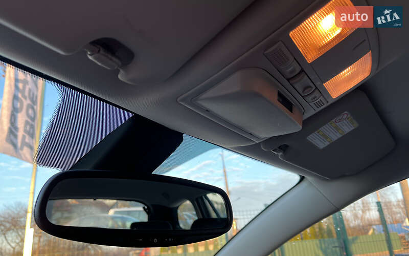 Седан Mazda 6 2008 в Коломиї