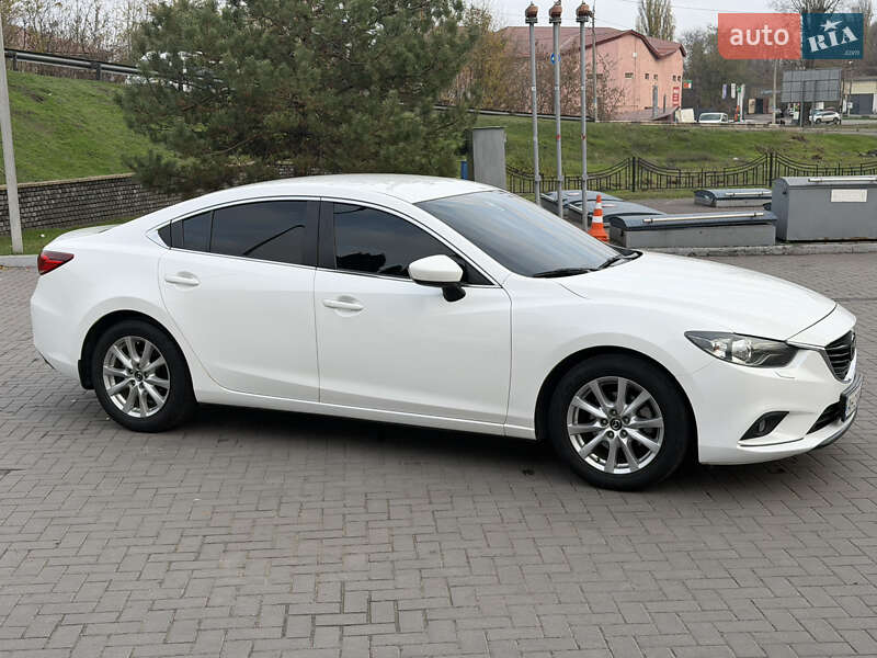 Седан Mazda 6 2013 в Каменском