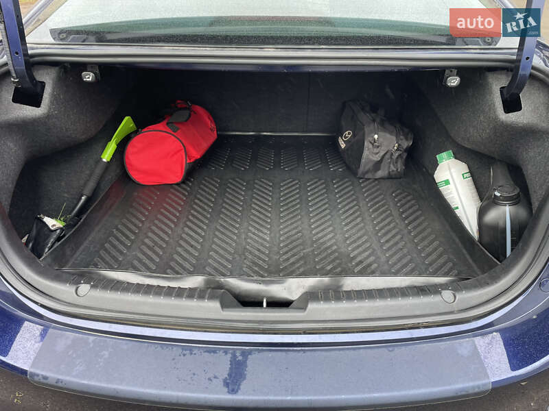 Седан Mazda 6 2013 в Києві