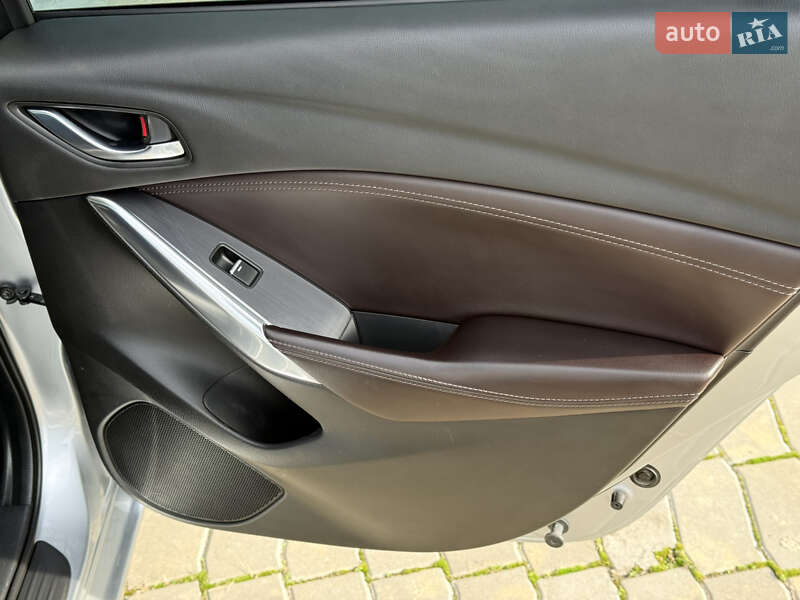 Седан Mazda 6 2015 в Одессе