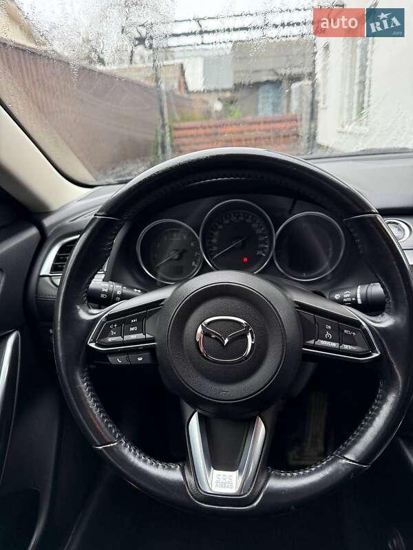 Седан Mazda 6 2017 в Каменец-Подольском