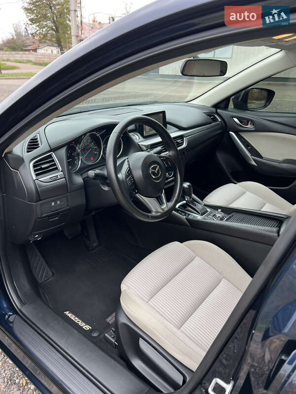 Седан Mazda 6 2016 в Кривом Роге