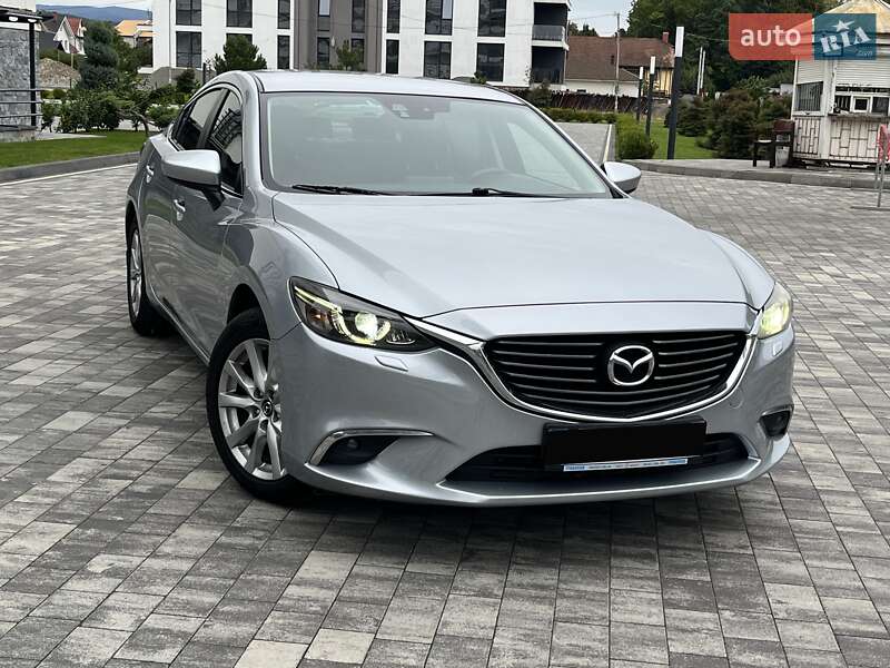 Седан Mazda 6 2016 в Мукачево