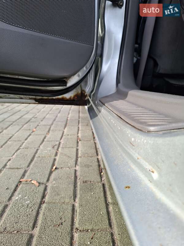 Седан Mazda 6 2004 в Запорожье