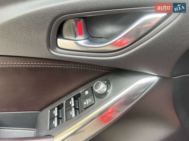 Седан Mazda 6 2017 в Киеве