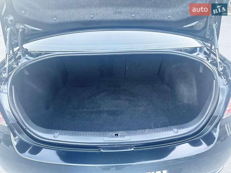 Седан Mazda 6 2008 в Запорожье