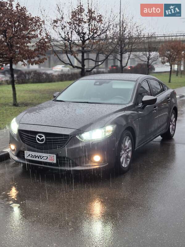 Седан Mazda 6 2017 в Киеве