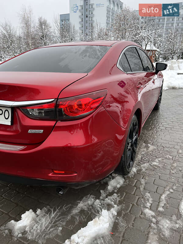 Седан Mazda 6 2014 в Львові