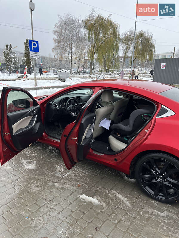Седан Mazda 6 2014 в Львові