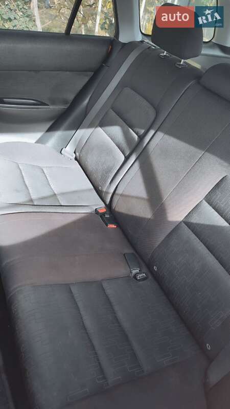 Универсал Mazda 6 2004 в Снятине