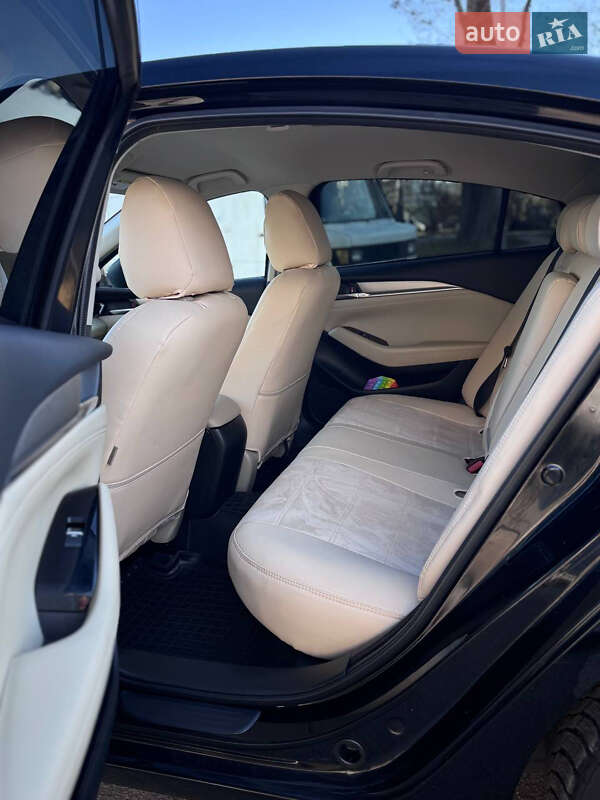 Седан Mazda 6 2018 в Миколаєві