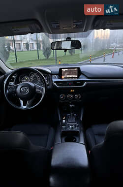 Седан Mazda 6 2015 в Днепре
