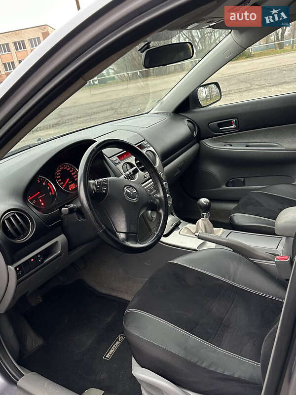 Лифтбек Mazda 6 2002 в Лубнах