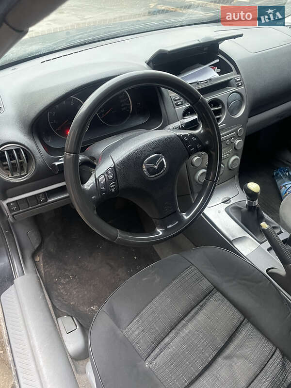 Седан Mazda 6 2005 в Луцке