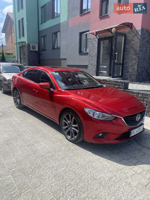 Седан Mazda 6 2014 в Львові