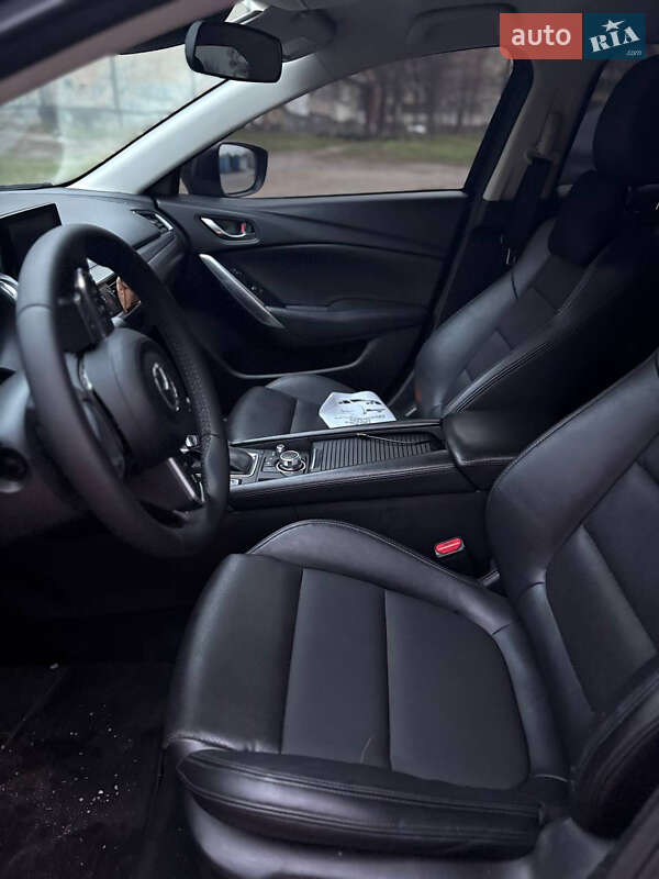 Седан Mazda 6 2016 в Дніпрі