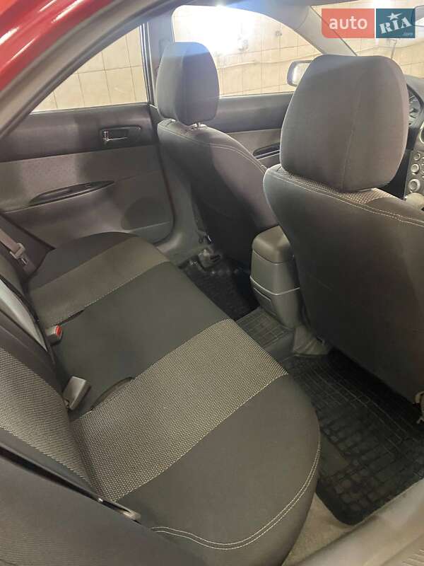 Седан Mazda 6 2004 в Одессе