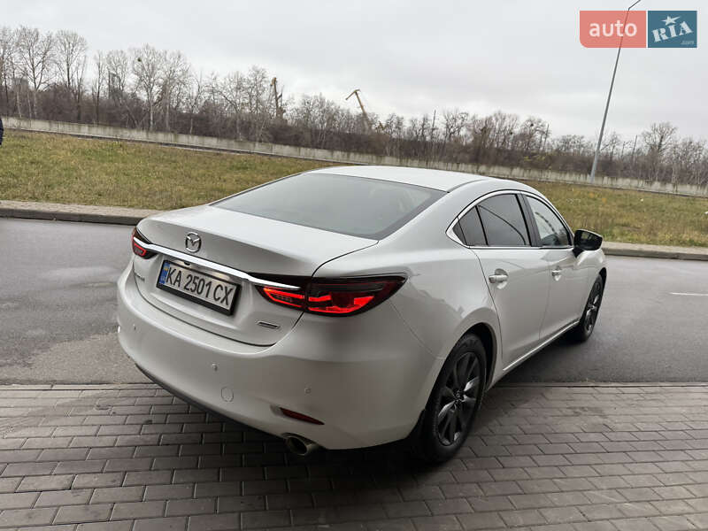 Седан Mazda 6 2019 в Киеве