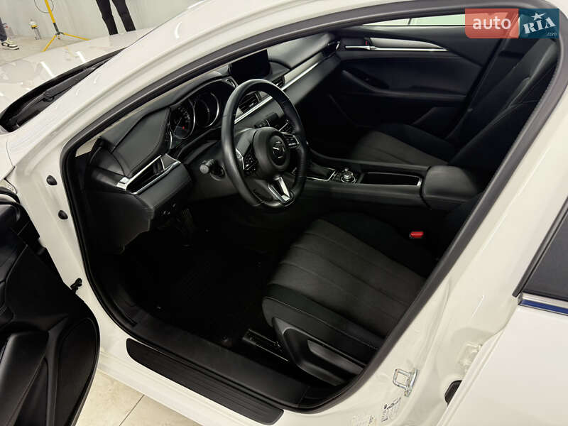 Седан Mazda 6 2019 в Киеве