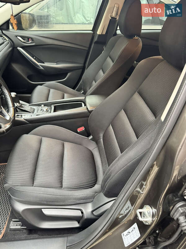 Седан Mazda 6 2015 в Киеве