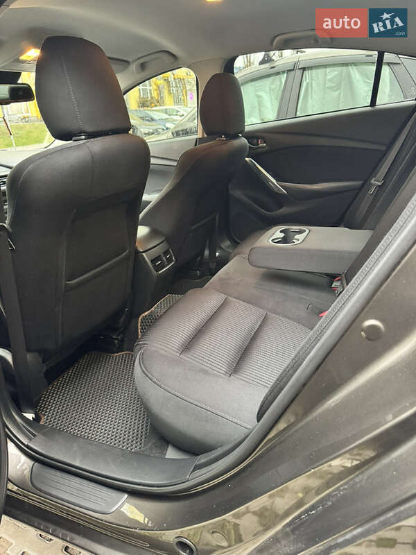 Седан Mazda 6 2015 в Киеве