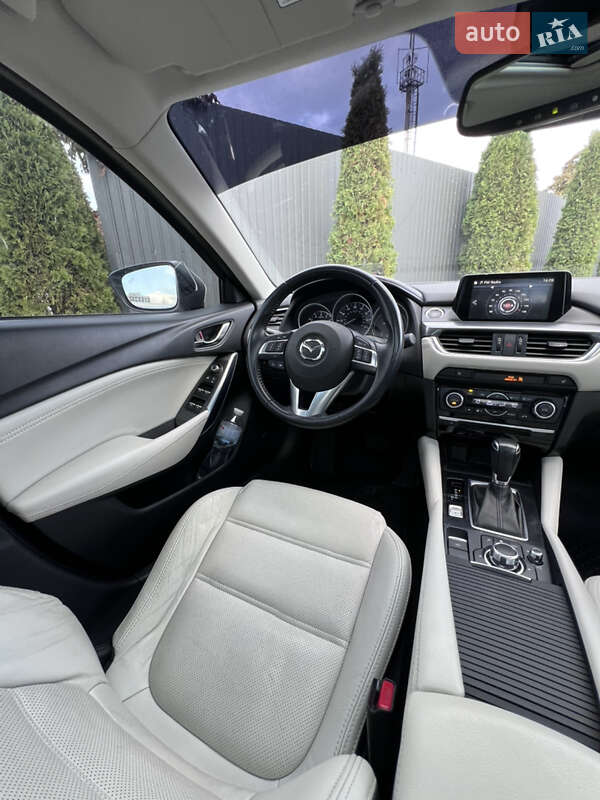 Седан Mazda 6 2015 в Кропивницком