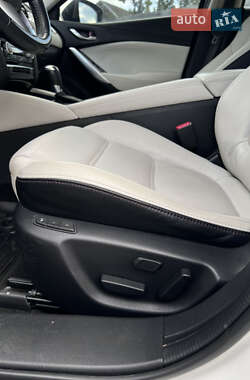 Седан Mazda 6 2015 в Кропивницком