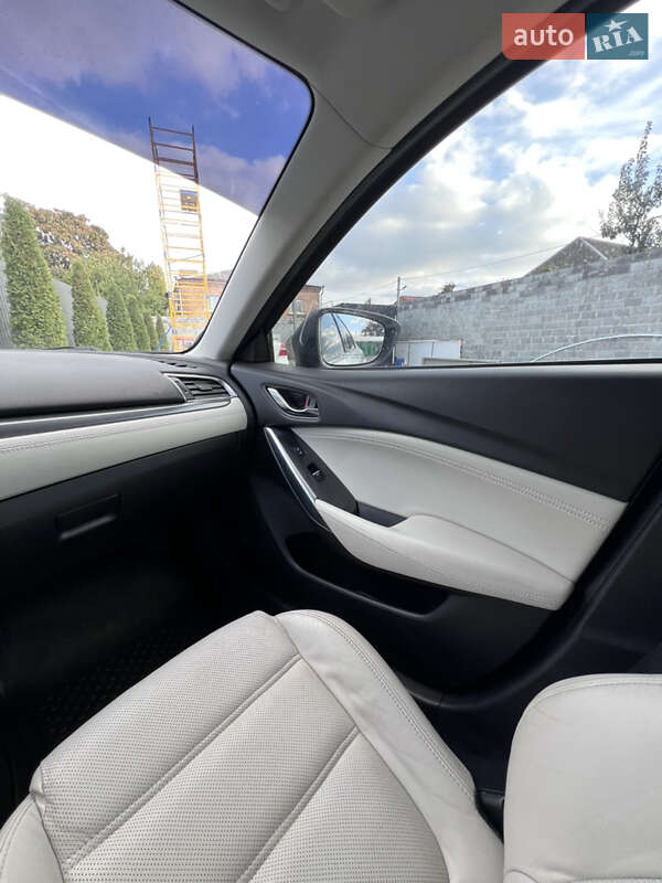 Седан Mazda 6 2015 в Кропивницком