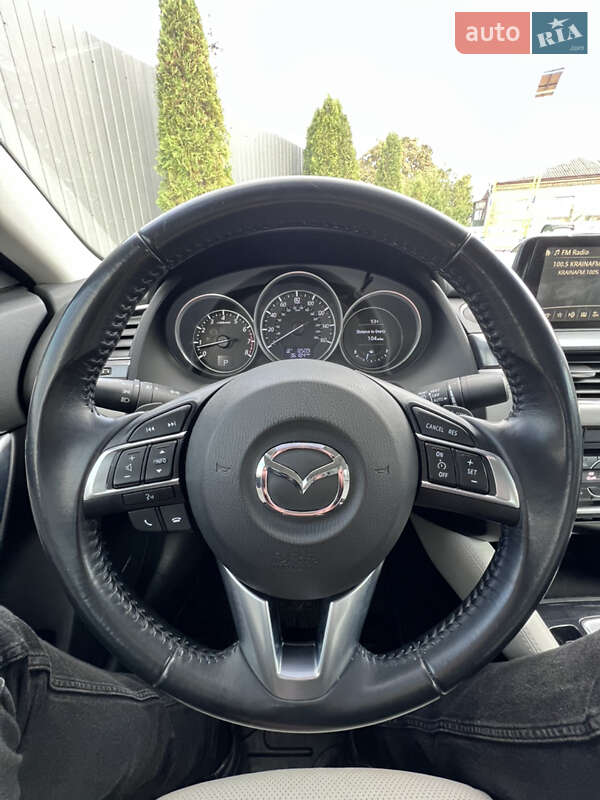 Седан Mazda 6 2015 в Кропивницком