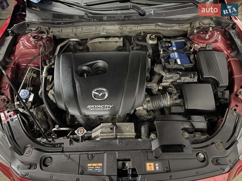 Седан Mazda 6 2015 в Белогорье