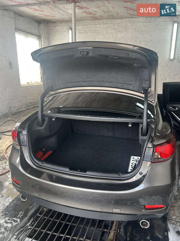 Седан Mazda 6 2015 в Полтаві