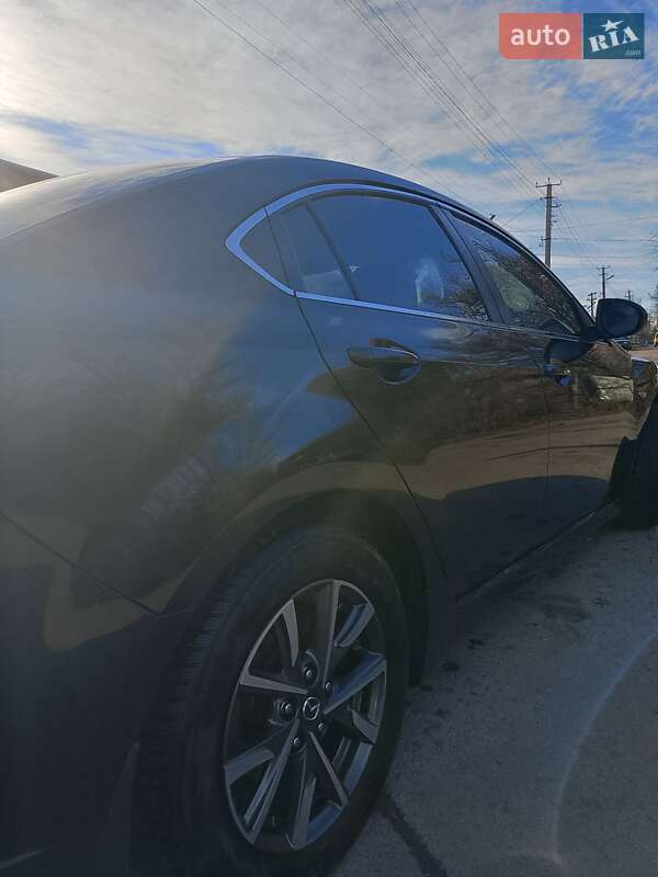 Седан Mazda 6 2008 в Ватутино