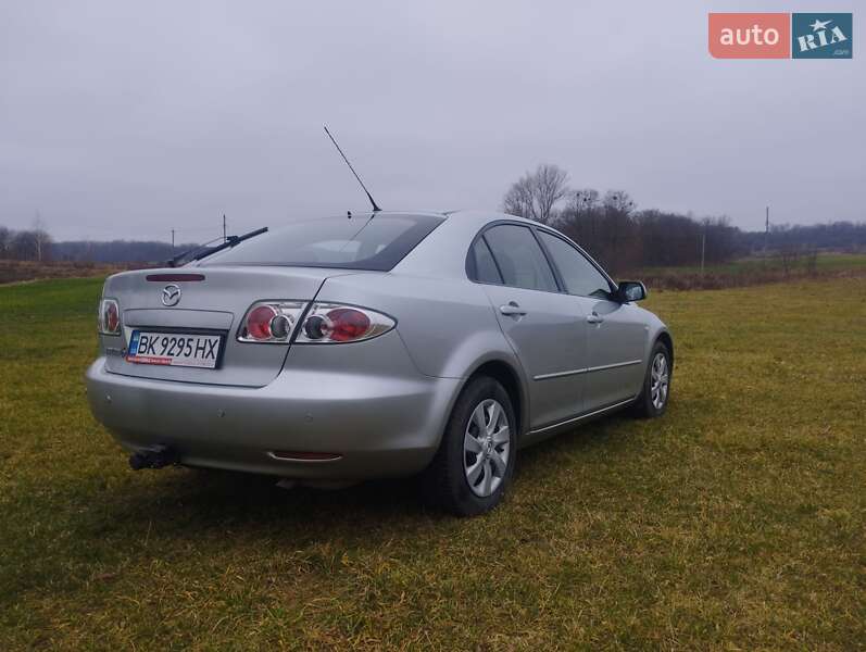 Лифтбек Mazda 6 2005 в Здолбунове